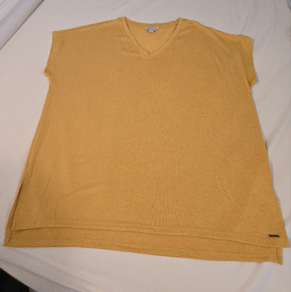 Women's XXL shirt